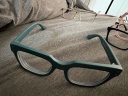 Price : great price
love the solid matte color2