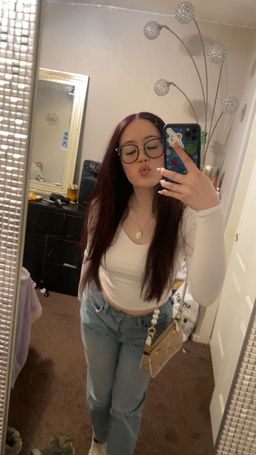 I’ve always wanted big glasses but I’ve had no luck without the glasse1