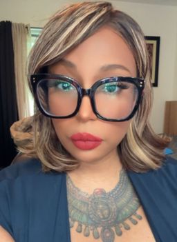 I absolutely love these glasses. They’re beautiful lightweight well pu0
