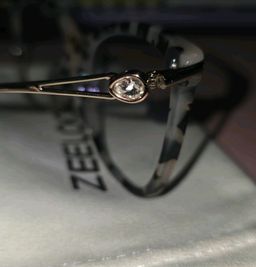 I really really LOVE these glasses!!
I was skeptical on getting them a3