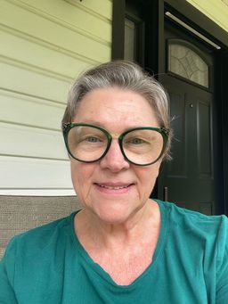 These are fabulous frames!  The subtle green color makes everyone take0