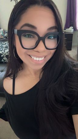 I have always hated wearing my glasses. I’ve never found any that I fe0