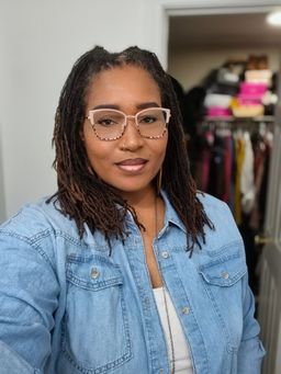 I love these glasses. The design is chic and fashionable. By fair once0