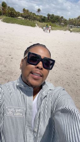 Literally these are my everyday glasses! The people love theseee!! Hec1