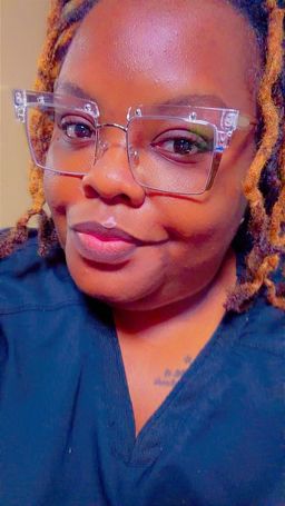 First time wearing prescription glasses and I’m absolutely obsessed🥰0