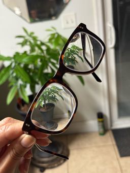 Quality : light, durable, good
Prescription : perfection, I can see, a1