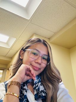 I love these glasses! They fit perfectly, feel comfortable, and look s0