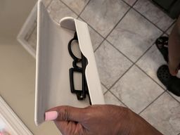 Very nice leather sleek case. perfect fit for my glasses. Love freebie1