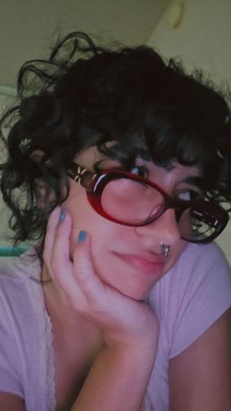 These glasses are stylish, cute and comfortable1