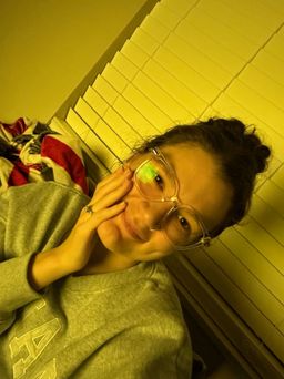 I have never thought of buying glasses online, we usually get them fro0